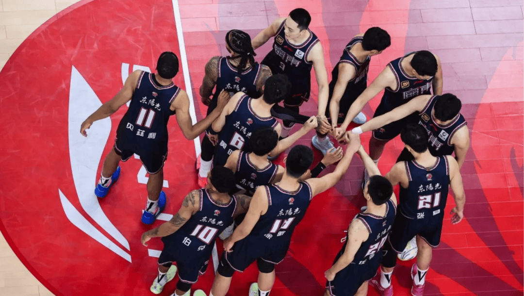 九游官网关于转折点！广厦男篮临场应变；NBA常规赛训练课后攻防权衡；底气十足；团队化学反应显著的信息