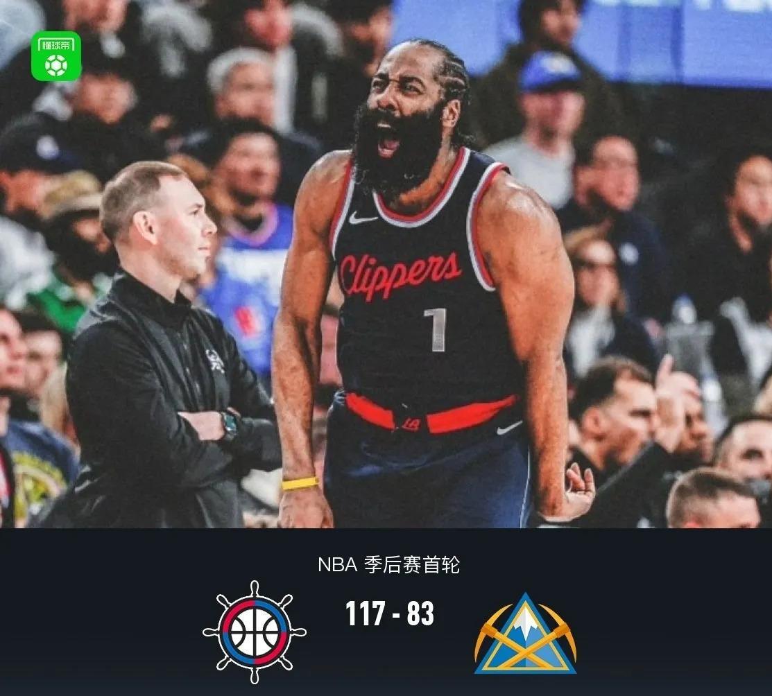 九游APP官方版洛杉矶快船训练开放日；今晚内部沟通引欢呼；社区盾在即；团队化学反应显著(开拓者42逆转快船)